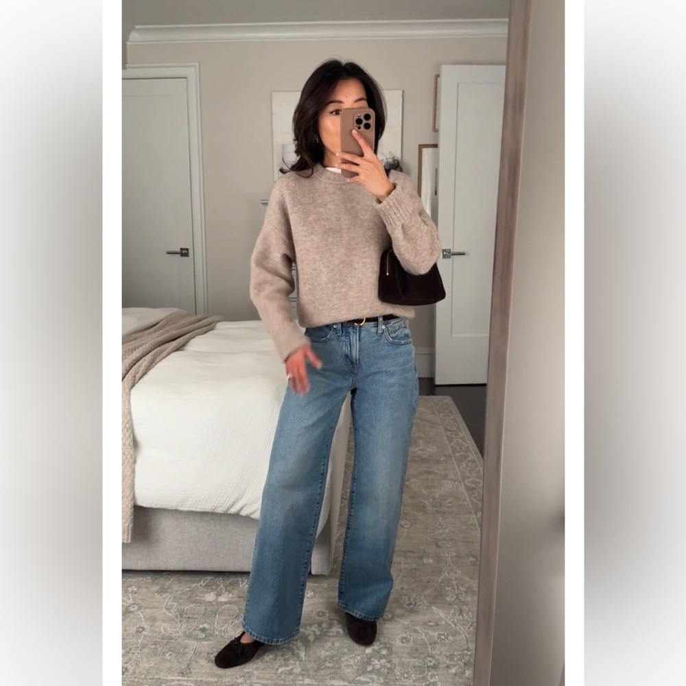 CloudSoft Drop-Shoulder Crewneck Sweater
Hthr Oatmeal - Picture 1 of 5